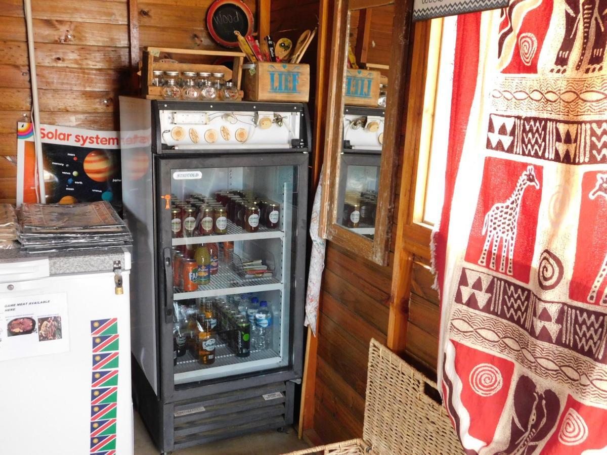 Отель Meteorite Rest Camp Grootfontein Экстерьер фото